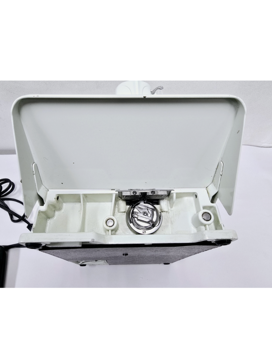 White 221K Sewing Machine – Serviced, Excellent Condition with Blue Case