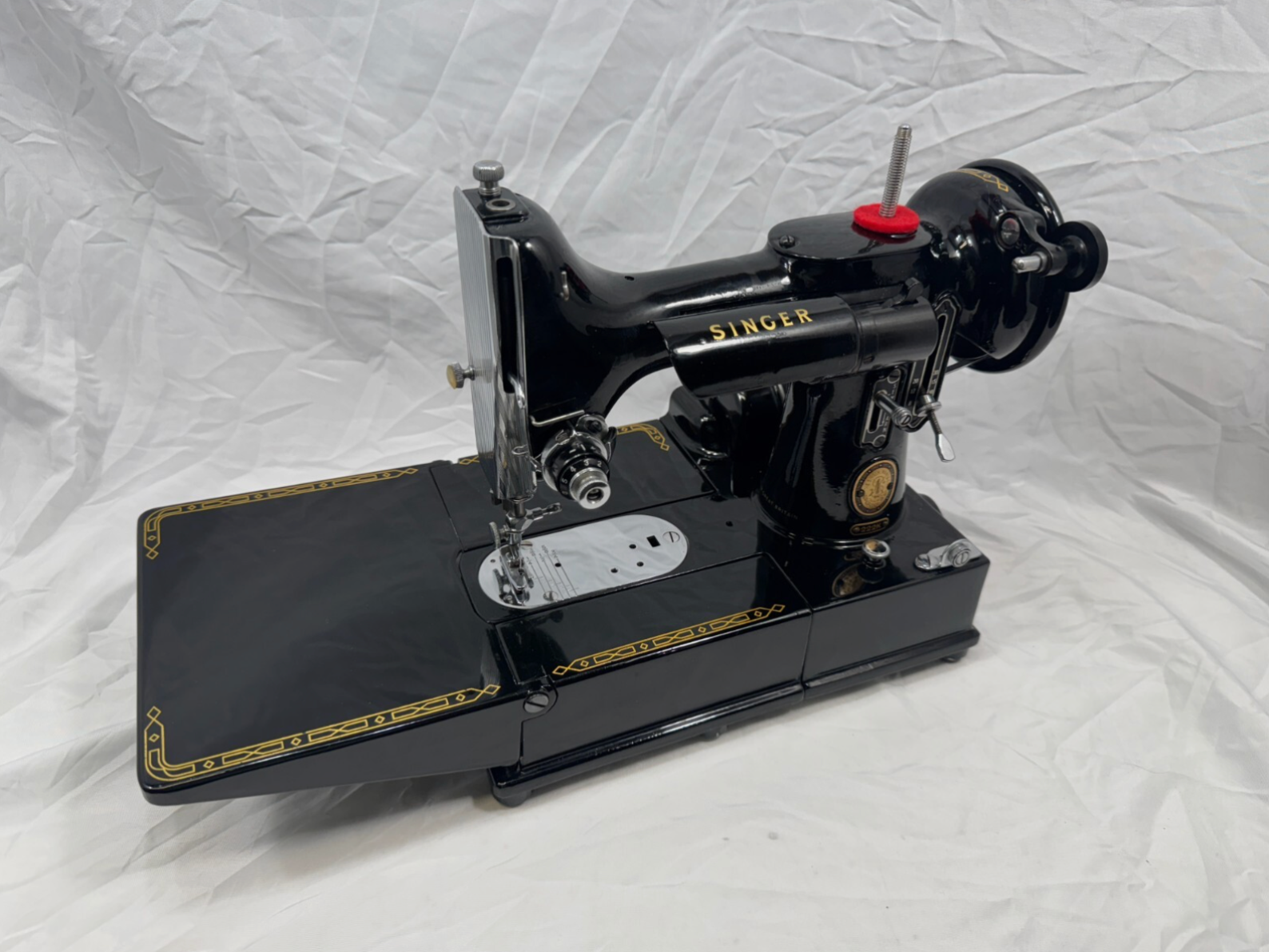 Featherweight 222k Sewing Machine, Purple Case