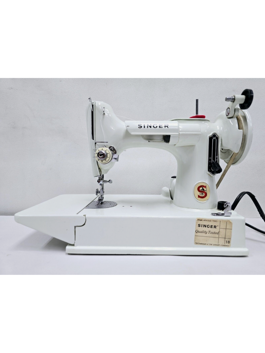 White 221K Sewing Machine – Serviced, Excellent Condition with Blue Case