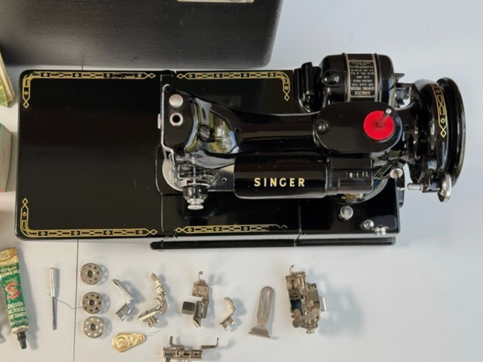 222k Featherweight Sewing Machine – Fully Serviced With Accessories + Adapter Included