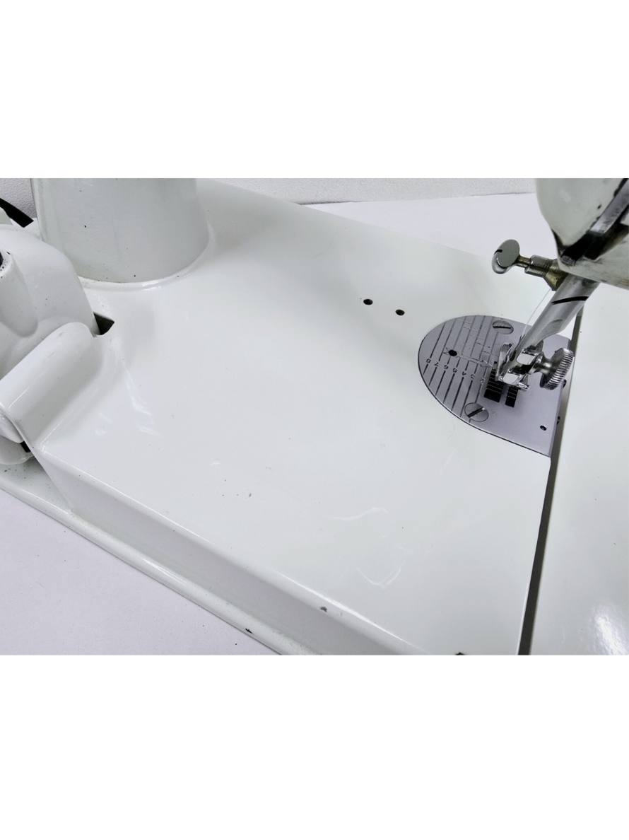 White 221K Sewing Machine – Serviced, Excellent Condition with Blue Case